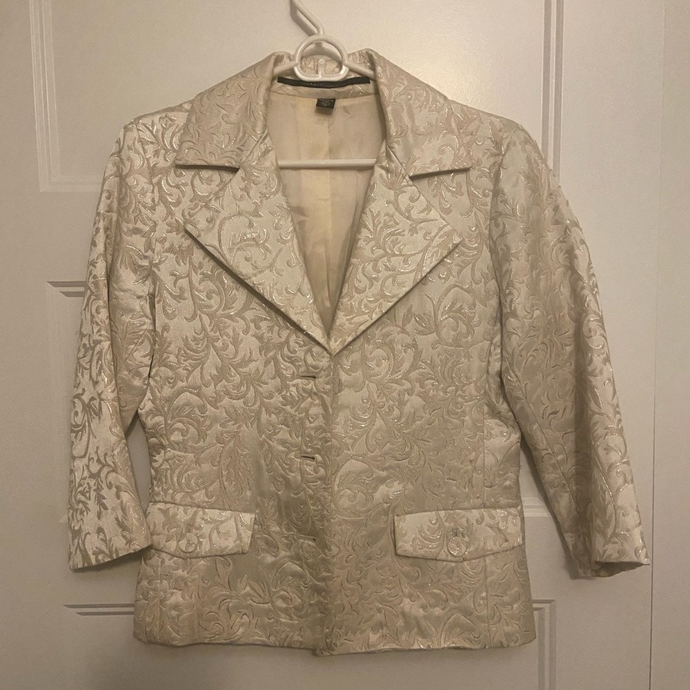 Elegant Cream Brocade Women's Jacket
